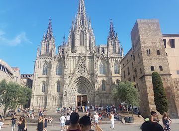 spain/barcelona/landmark/roman-towers