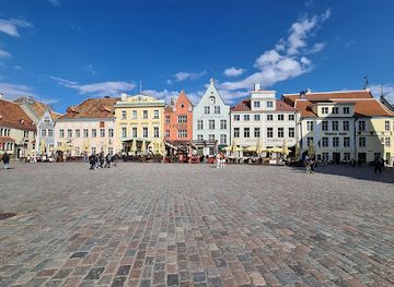 estonia/tallinn-old-town/landmark/town-hall-square