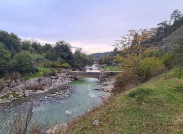 georgia/kutaisi/landmark/iazoni-cave-natural-monument