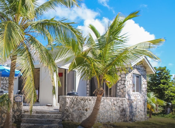 the-bahamas/cat-island/landmark/fernandez-bay-village