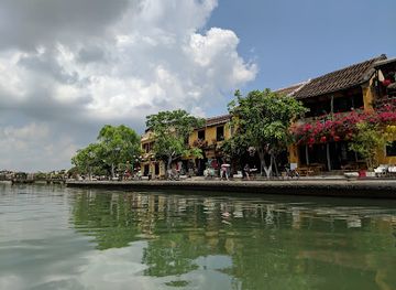 vietnam/hoi-an/landmark/hoi-an-sculpture-promenade