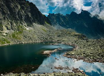 slovakia/tatras/landmark/capie-pleso