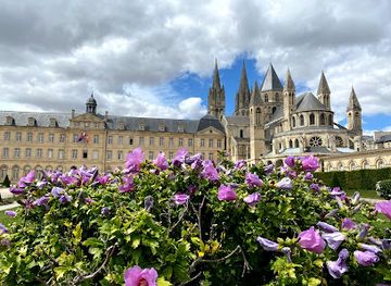 france/caen/landmark/l-abbaye-aux-hommes
