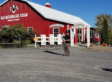 new-york/north-country/landmark/old-mcdonald-s-farm
