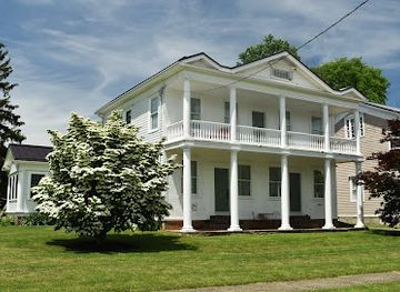 ohio/eastern-ohio/landmark/gustavus-center-historic-district