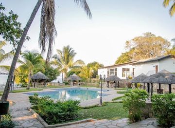 zambia/lake-kariba/landmark/manchinchi-bay-lodge