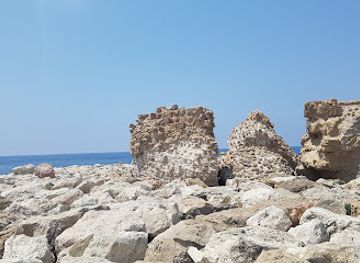 cyprus/avakas-gorge/landmark/paphos-castle
