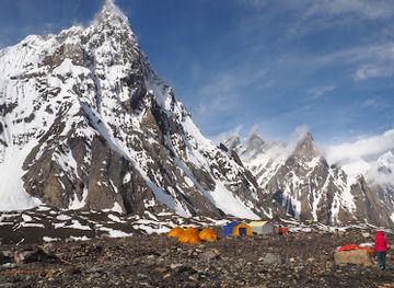 pakistan/karimabad/landmark/concordia-expeditions-pakistan