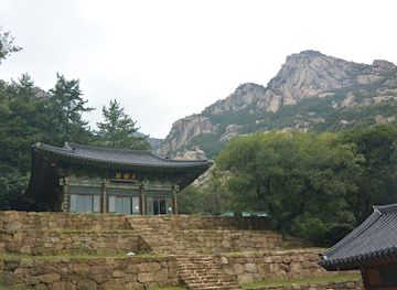 south-korea/seoraksan-national-park/landmark/wolchulsan