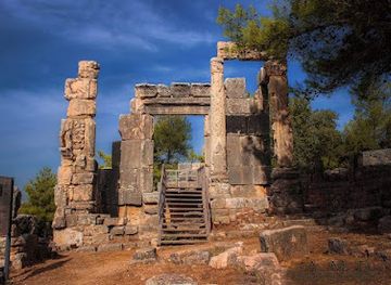 lebanon/rashaya/landmark/shheem-roman-temple