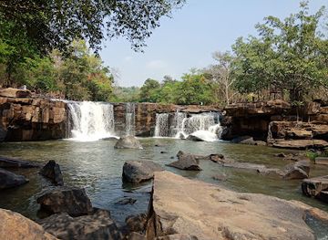 thailand/northeastern-thailand-isan/landmark/tat-ton-waterfall