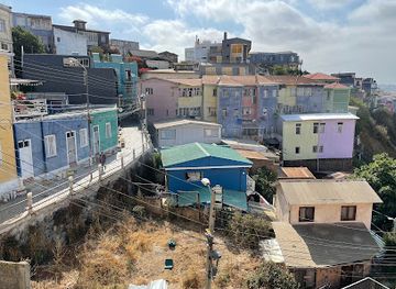 chile/valparaiso/cerro-bellavista/landmark/museo-a-cielo-abierto