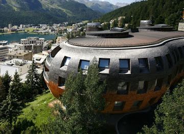 switzerland/engadin/landmark/chesa-futura