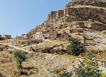 turkiye/phrygia/landmark/geykli-refectory