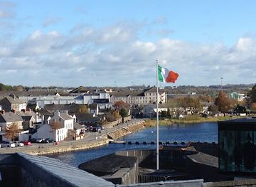 ireland/athlone/landmark/adamson-castle