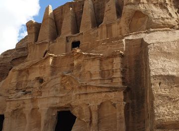 jordan/ma-an/landmark/lion-fountain
