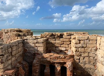 israel/caesarea/caesarea-national-park/landmark/roman-aqueduct
