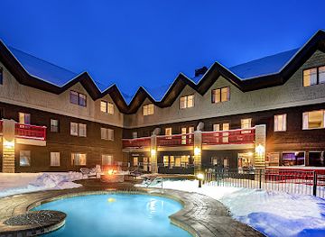 vermont/killington/landmark/killington-mountain-lodge-tapestry-collection-by-hilton