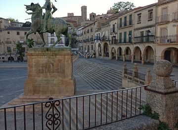 spain/extremadura/landmark/plaza-mayor-de-trujillo