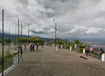 colombia/cauca-valley/landmark/monumento-a-cristo-rey