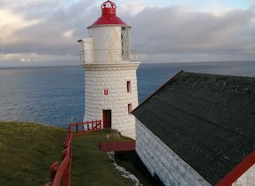 faroe-islands/nolsoy/landmark/nolsoy-lighthouse