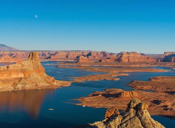 utah/lake-powell/landmark/alstrom-point