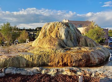 colorado/pagosa-springs/landmark/nathan-s-hippy-dip-hot-spring