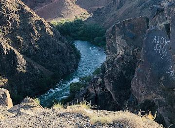 kazakhstan/charyn-canyon/landmark/singing-dune