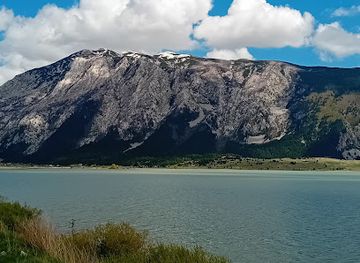 bosnia-and-herzegovina/blidinje-nature-park/landmark/parking-blidinje-jezero