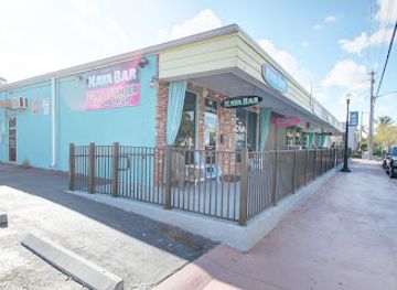 florida/stuart/landmark/island-root-kava-bar-stuart