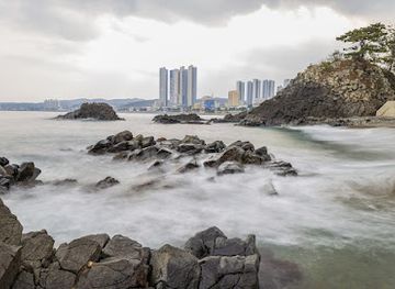 south-korea/ulsan/landmark/gangdong-hwaam-columnar-joints