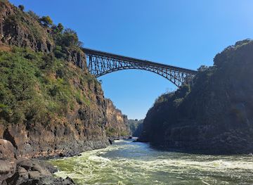 zambia/batoka-gorge/landmark/the-boiling-pot-victoria-falls-zambia