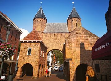 netherlands/drenthe/landmark/kamperbinnenpoort