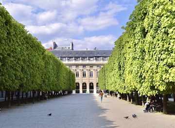 france/picardy/landmark/jardin-du-palais-royal