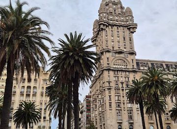 uruguay/central-region/landmark/plaza-independencia