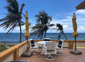 puerto-rico/vieques/landmark/at-the-waves