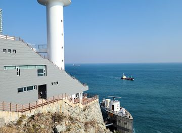 south-korea/yeongnam-region/landmark/yeongdo-lighthouse