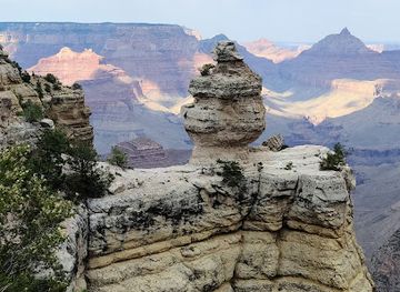 arizona/grand-canyon-village/landmark/duck-on-a-rock-viewpoint