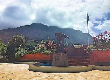 seychelles/aride-island/landmark/liberty-monument