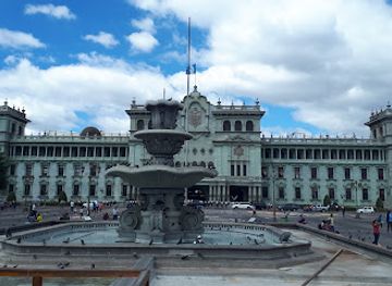guatemala/guatemala-city/zona-1/landmark/plaza-de-la-constitucion