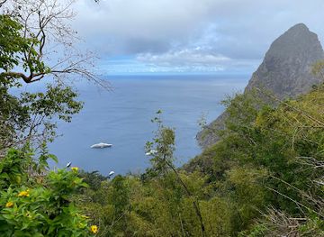 saint-lucia/pitons/landmark/sapphire-falls-jungle-spa