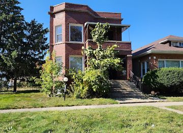 illinois/fox-valley/landmark/al-capone-s-chicago-manor