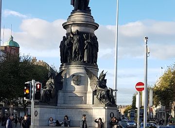 ireland/dublin/landmark/o-connell-monument