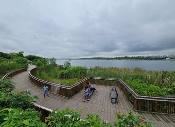 singapore/yishun/landmark/rower-s-bay-park