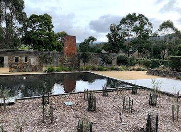 australia/tasman-peninsula/landmark/memorial-garden