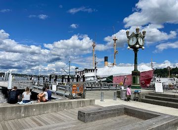 washington/seattle/landmark/historic-ships-wharf