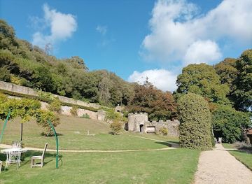 united-kingdom/somerset/landmark/national-trust-clevedon-court