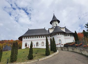 romania/neamt/landmark/pangarati-monastery