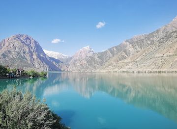 tajikistan/yagnob-valley/landmark/panj-chashma-springs