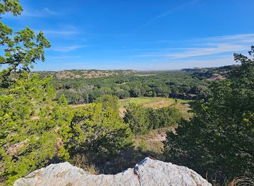 oklahoma/red-river-valley/landmark/roman-nose-state-park
